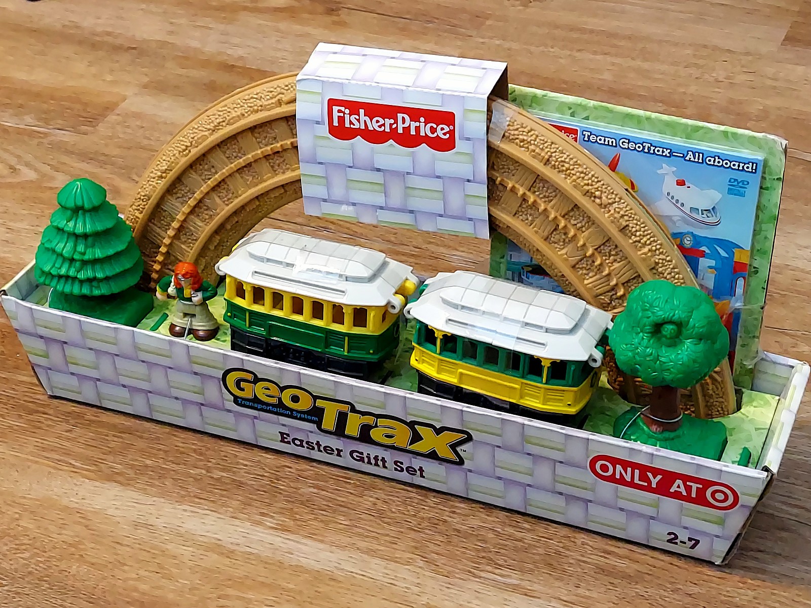 Fisher Price Geo Trax TRAINS EASTER GIFT SET TRANSPORTATION SYSTEM 2008