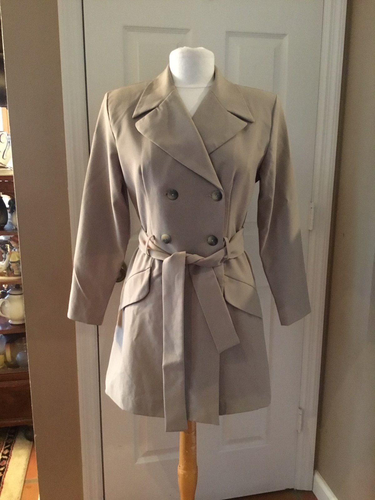 VTG 80s Alyn Paige Short Trench Coat