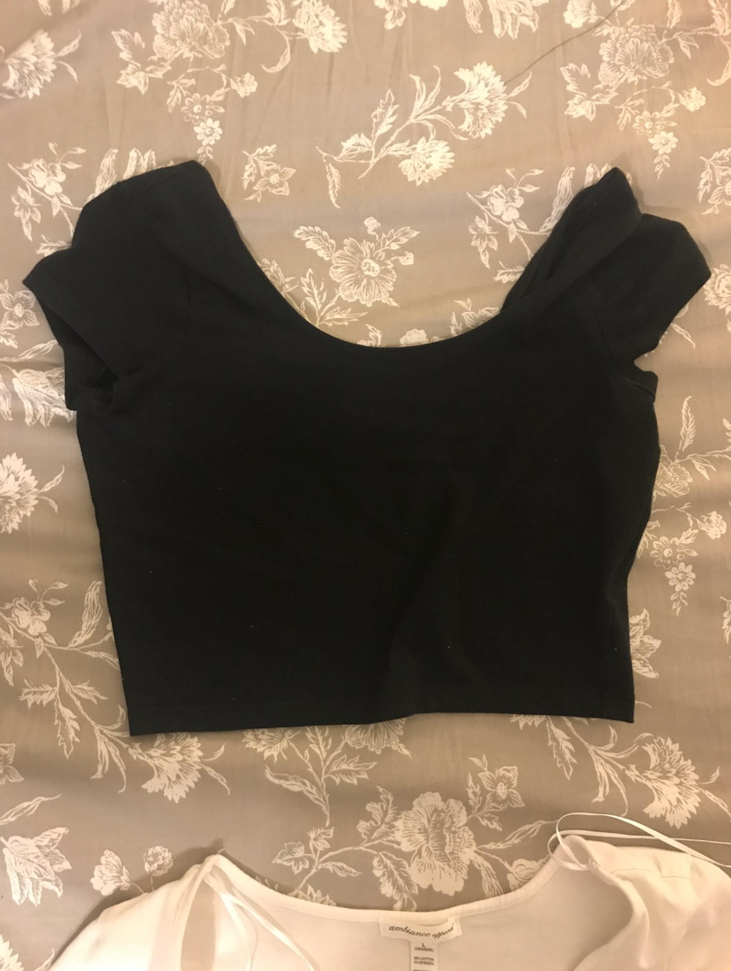 black crop top