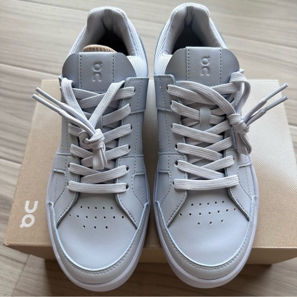 On Cloud Rodger Clubhouse Sneakers