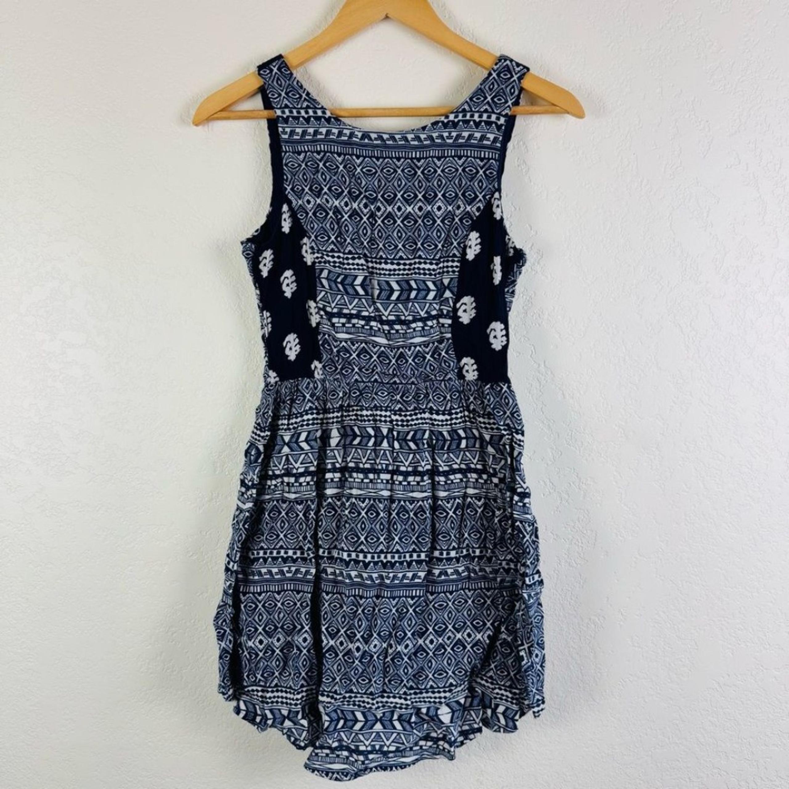 | navy pattern dress open back | S - Aqua