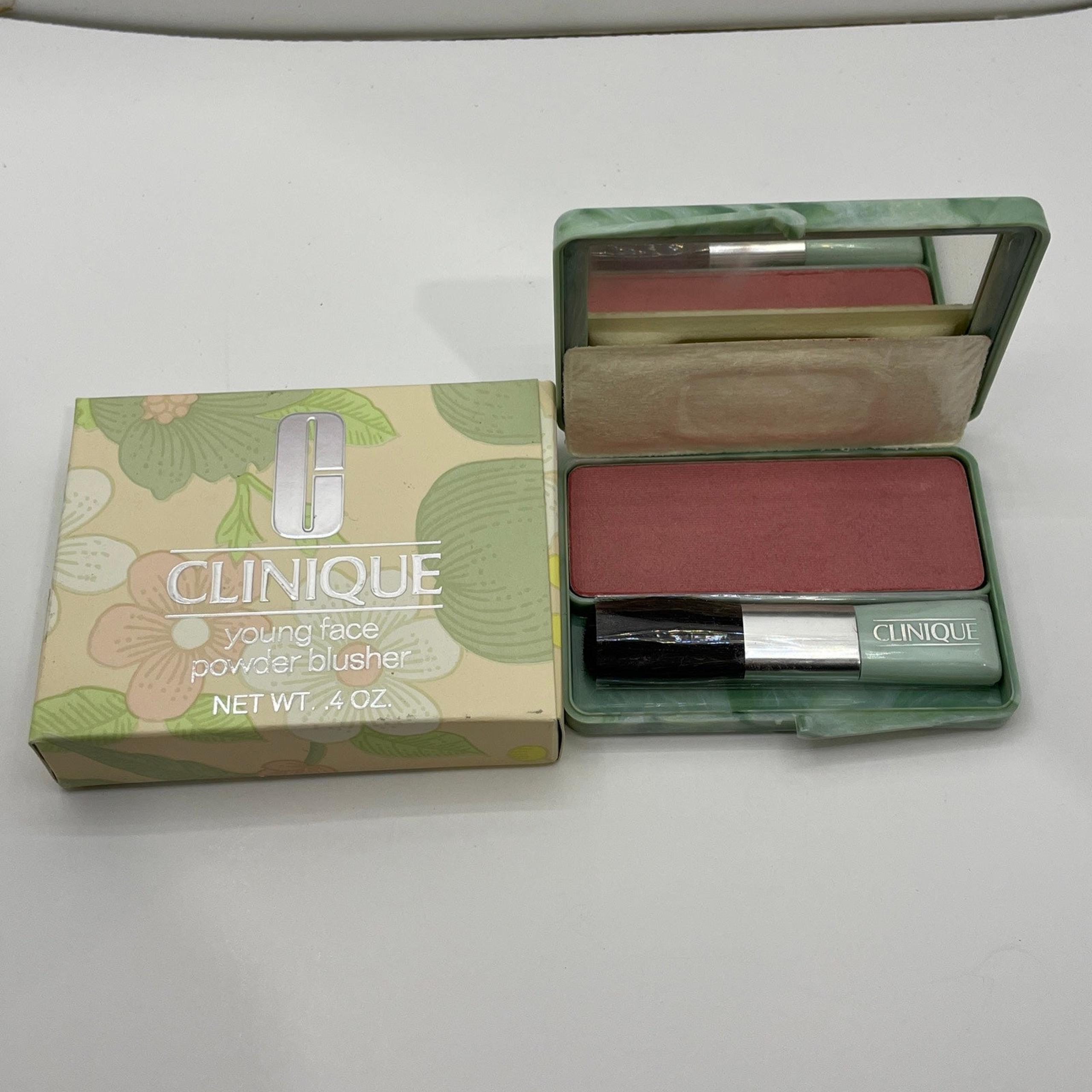 Vintage Clinique Young Face Powder Blusher 14 Pink Blush .4 Oz Make Up Beauty