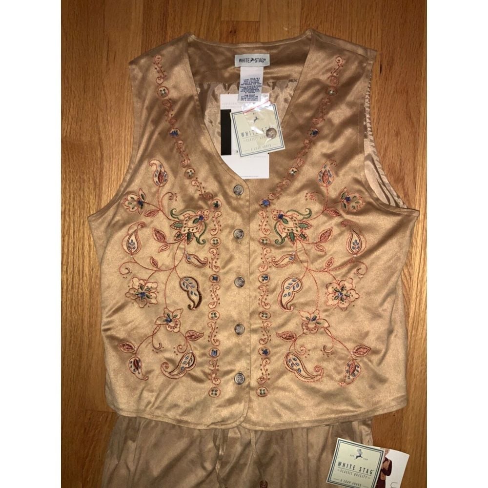NWT VNG Faux Suede Outfit Vest & Skirt Embroidery
