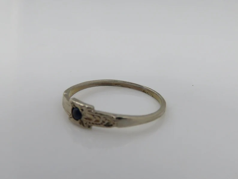 Vintage 14k White Gold Filigree Sapphire Band Pinky Midi Ring sz 2.