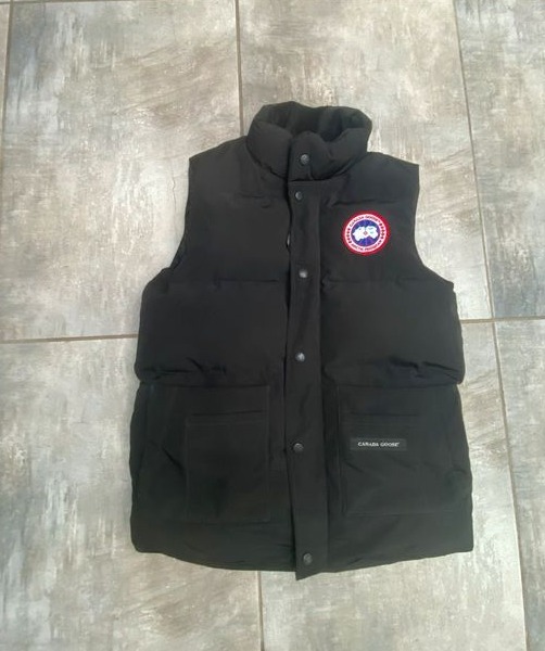 Canada Goose Sleeveless Jacket