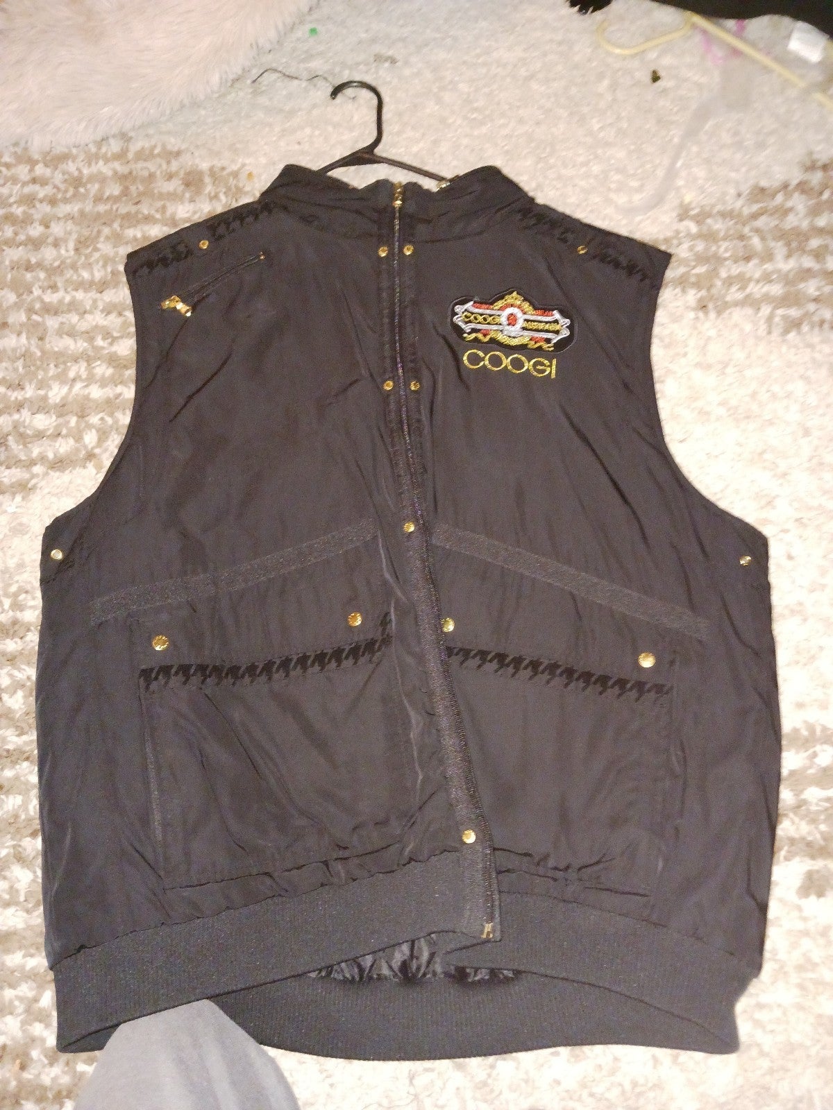 Vtg coogi vest Australia
