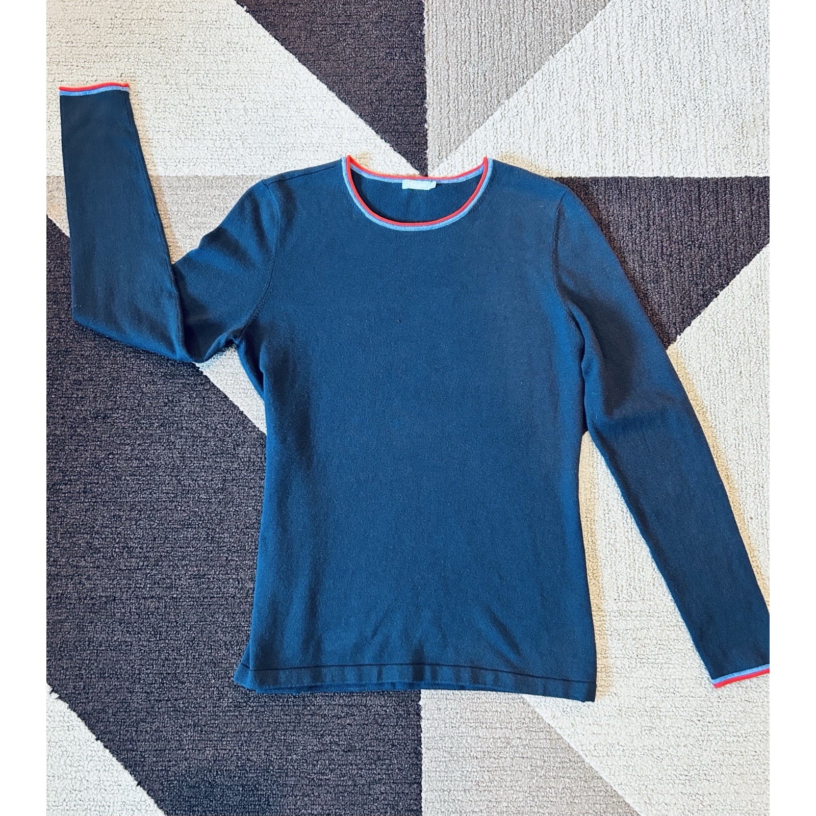 J. McLaughlin Navy Crewneck Sweater with Blue and Red Trim Size Small