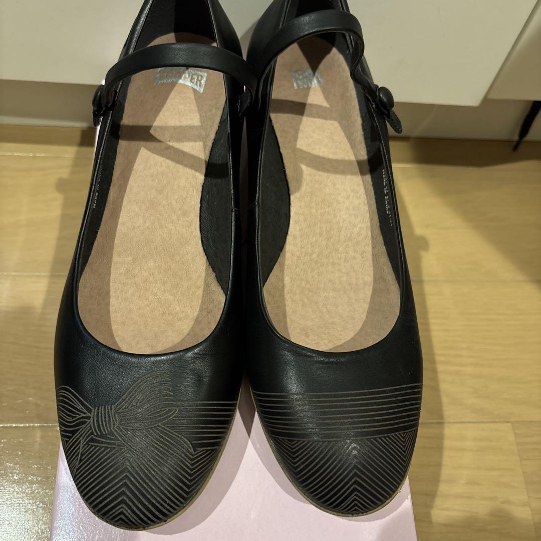 Camper Ribbon Strap Low Heel Pumps