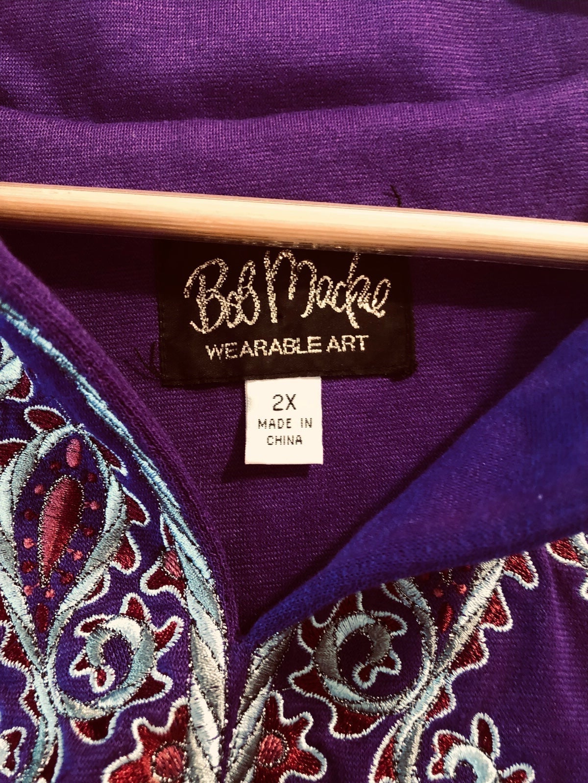 Bob Mackie Wearable Art Red Embroidered Paisley Print & Purple - www.vitorcorrea.com Bob Mackie Wearable Art Red Embroidered Paisley Print & Purple - www.vitorcorrea.com