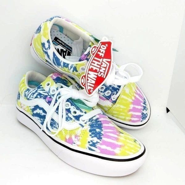 VANS Old Skool Women's NEW w/Tags Comfycush Tie-Dyed Fashion Sneakers- sz. 5 1/2