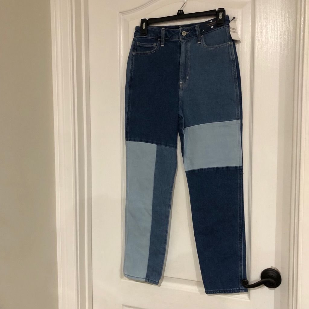 Women's Hollister Ultra High Rise Mom Jeans Vintage Stretch Size W25/L27 Blue