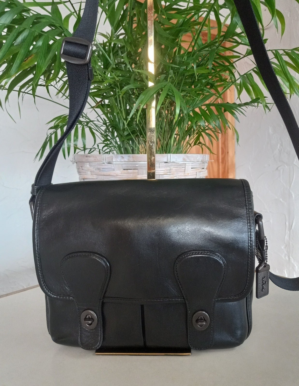 COACH☆HERITAGE LEATHER MAP BAG ☆ Coach Heritage Map Bag in Black Leather
