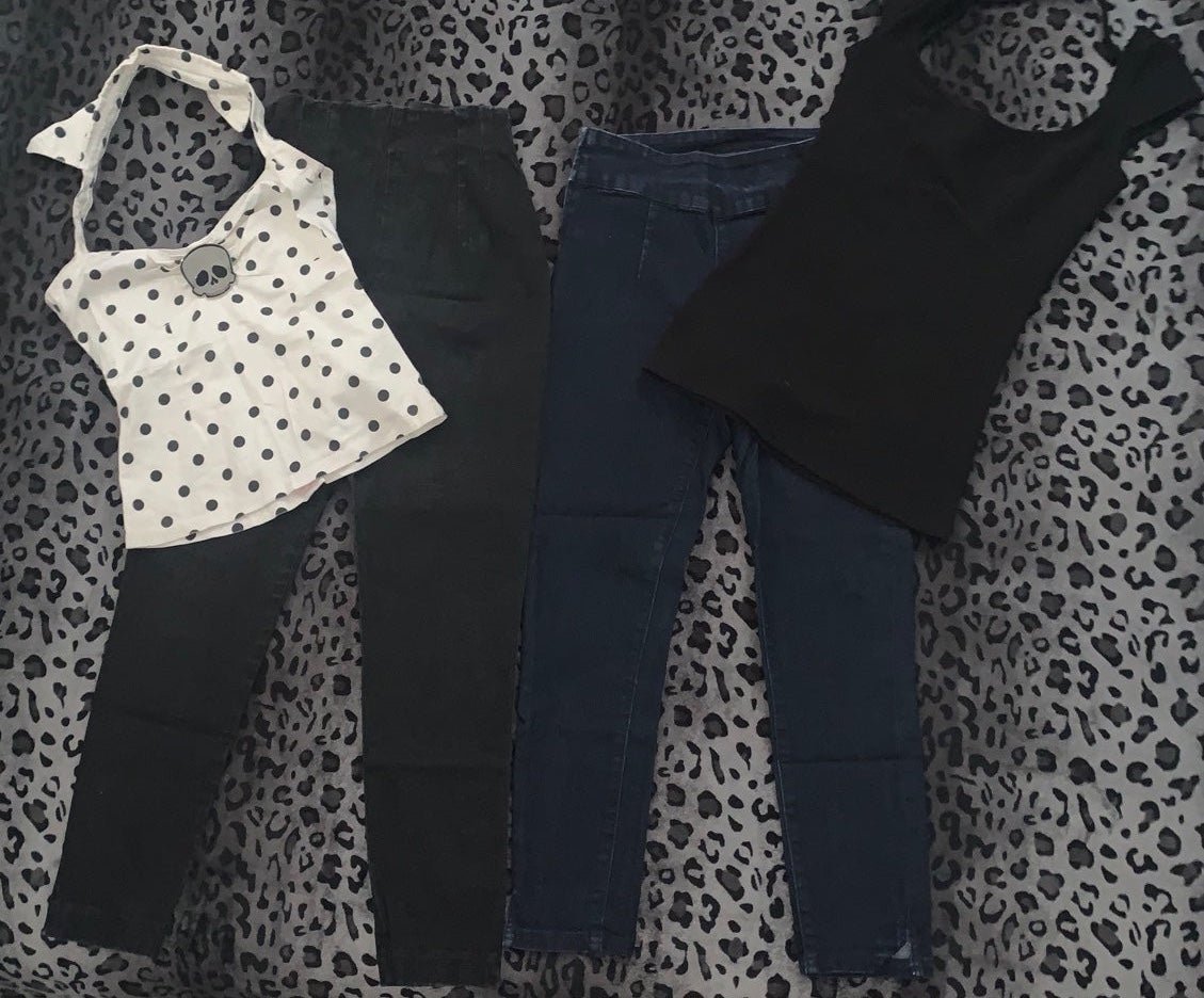 Retro inspired clothing bundle