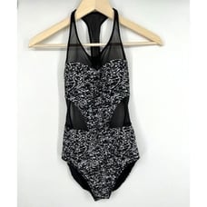 Lululemon Water Surf to Sand One Piece Swimsuit in Black Size 4