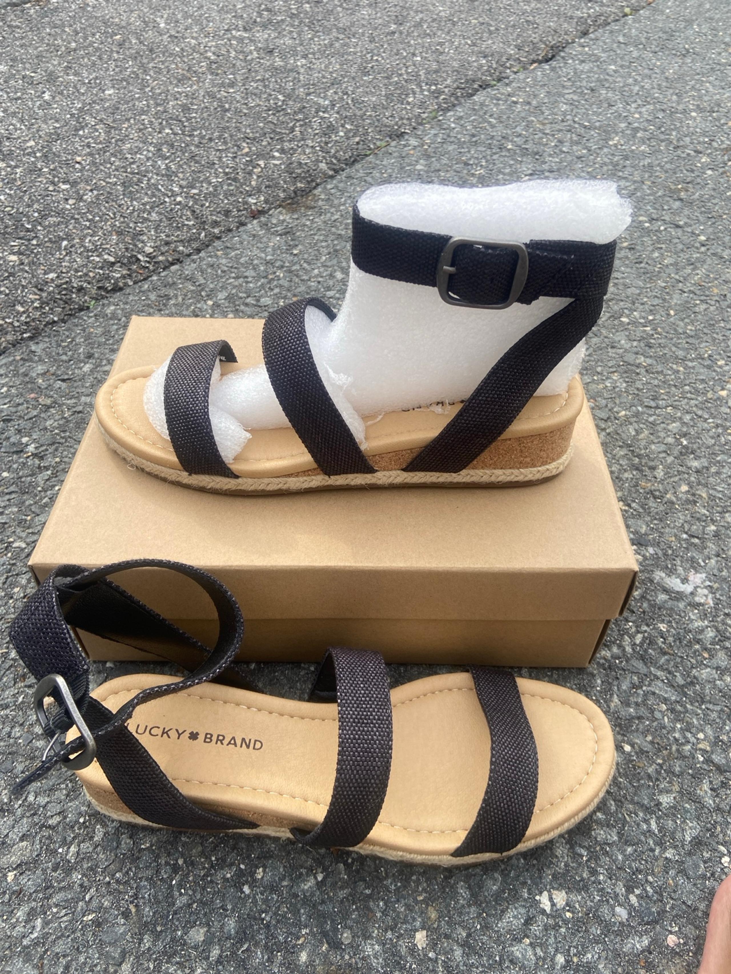 Lucky brand Sandals