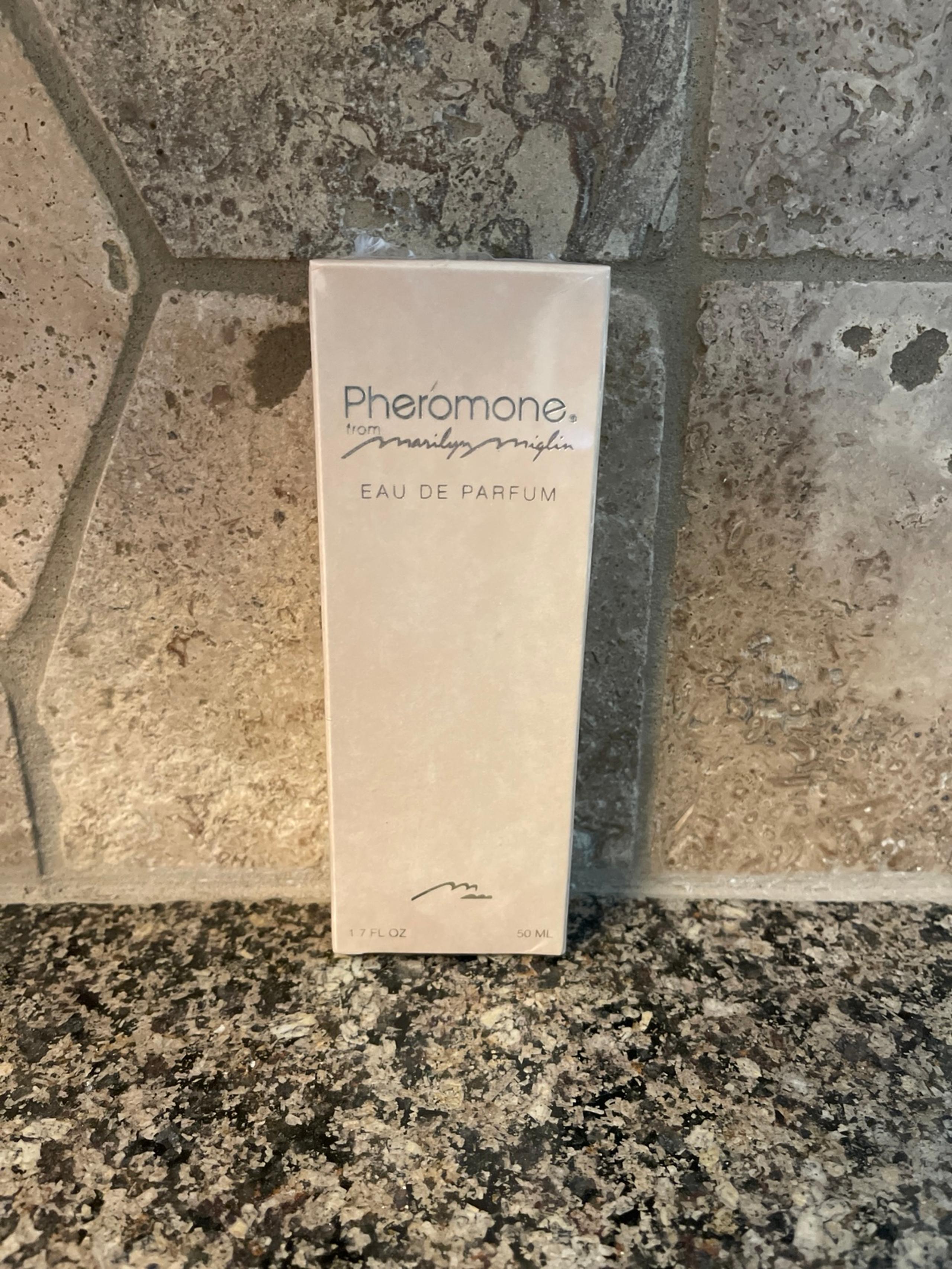 Marilyn Miglin Pheromone Eau De Parfum
