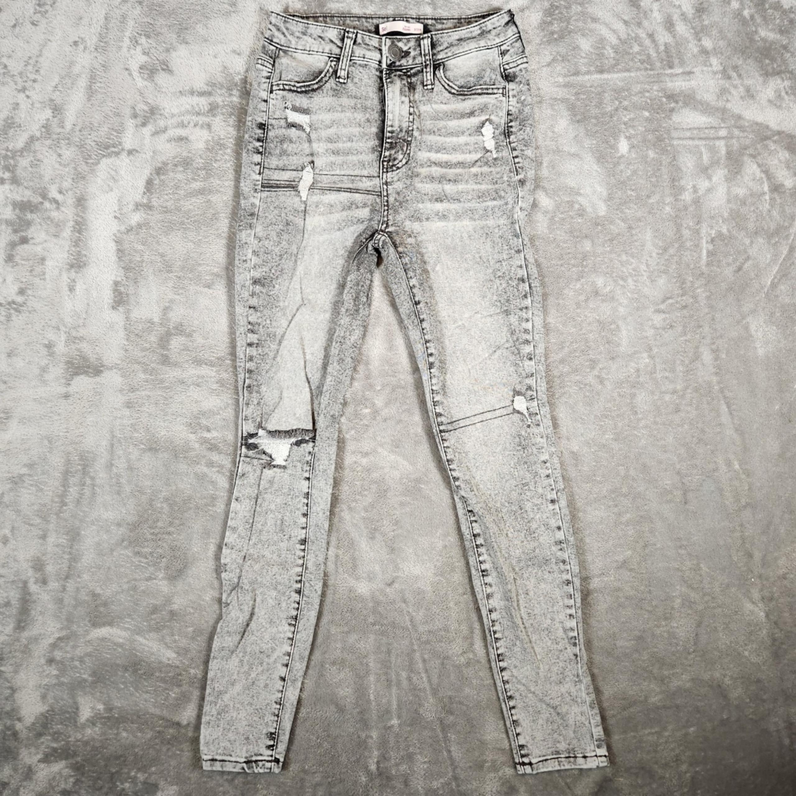 SO Jeggings Women's 3/26W 24X28 High Rise Distressed Black Stone Wash Stretch