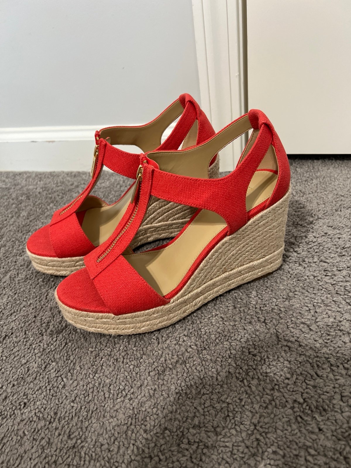 michael kors wedge berkley