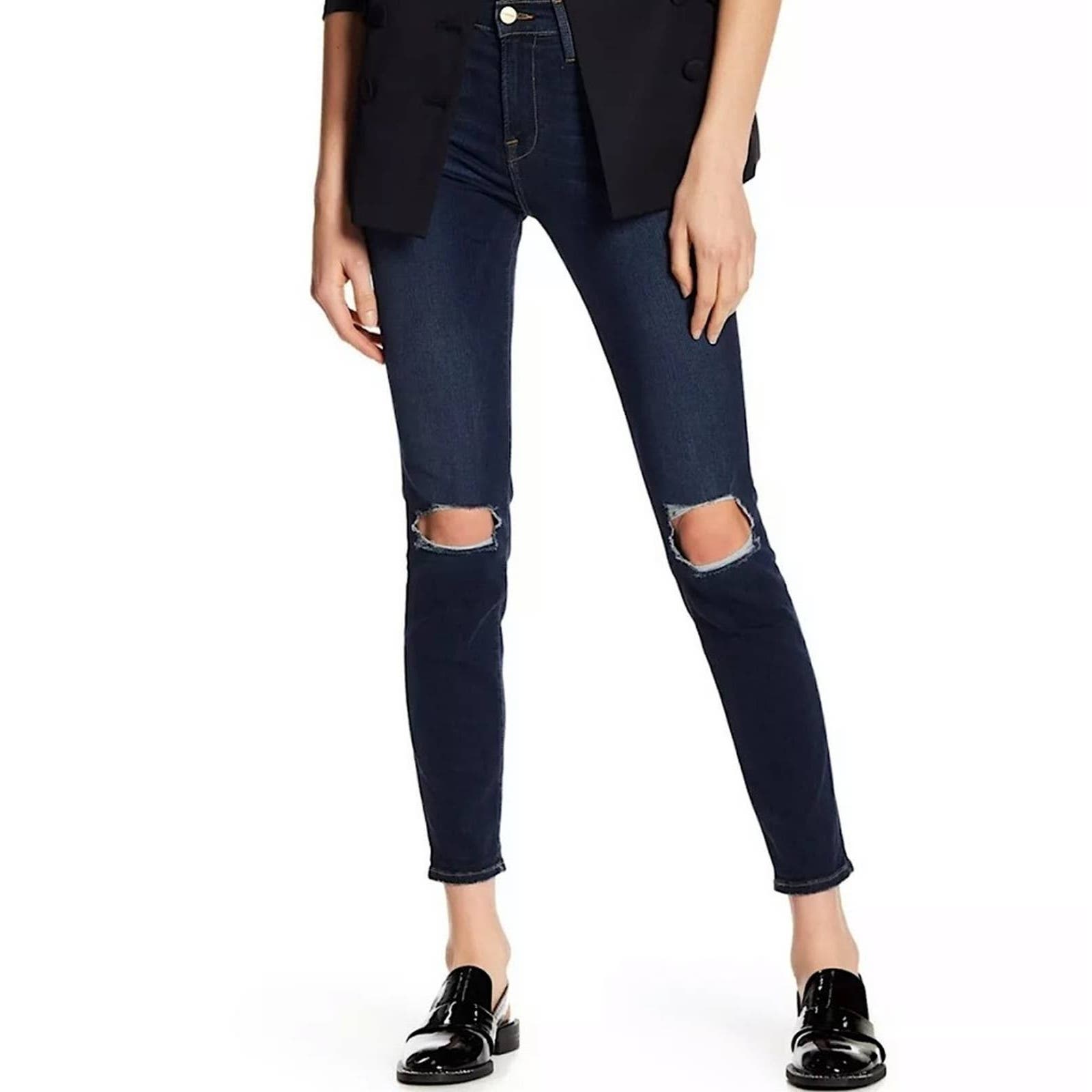 Frame • Marlowe Distressed Le High Skinny Jeans