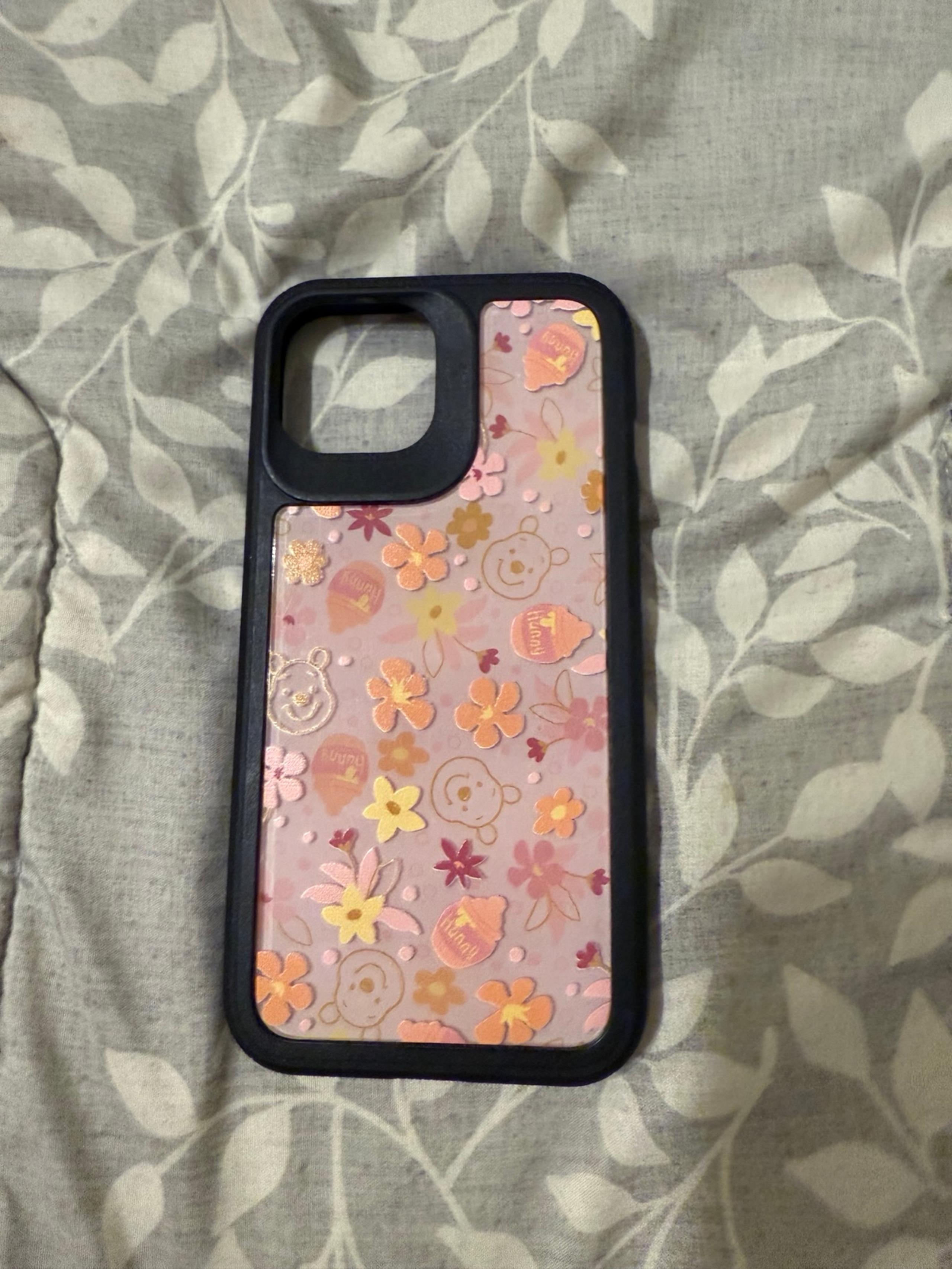 Iphone 14 Winnie the Pooh Disney Case EUC
