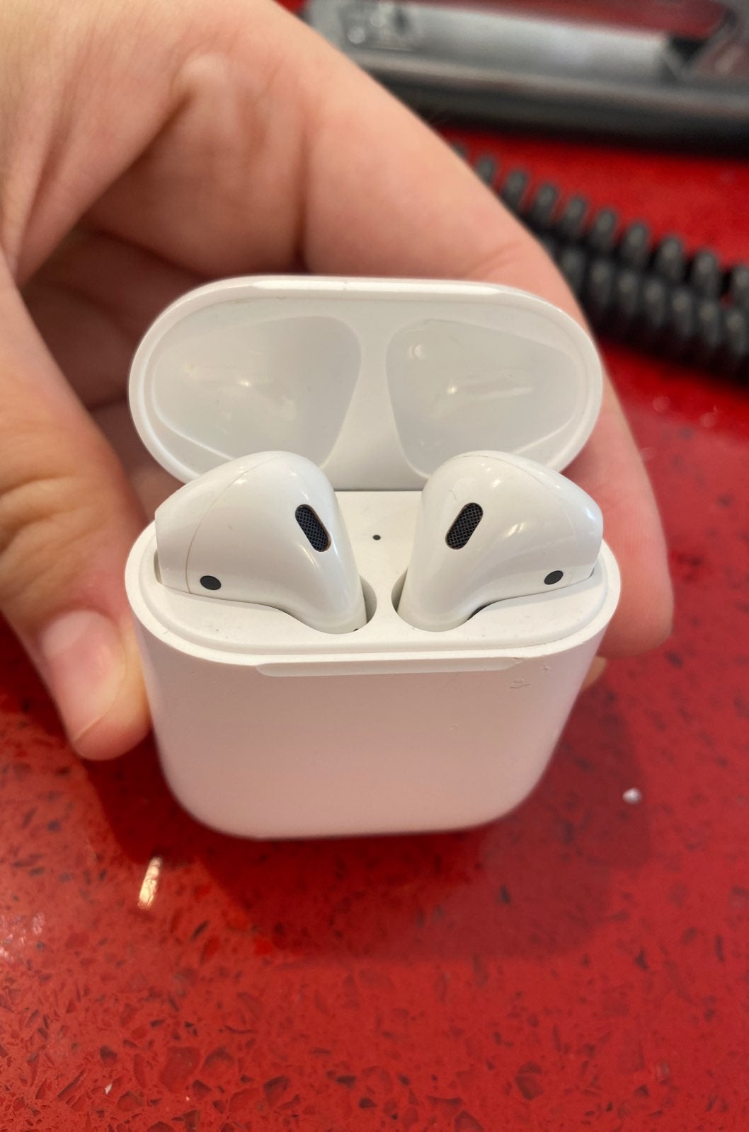 Apple airpods 2nd generation