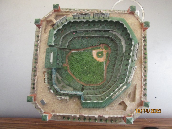 Arlington park souvenir replica