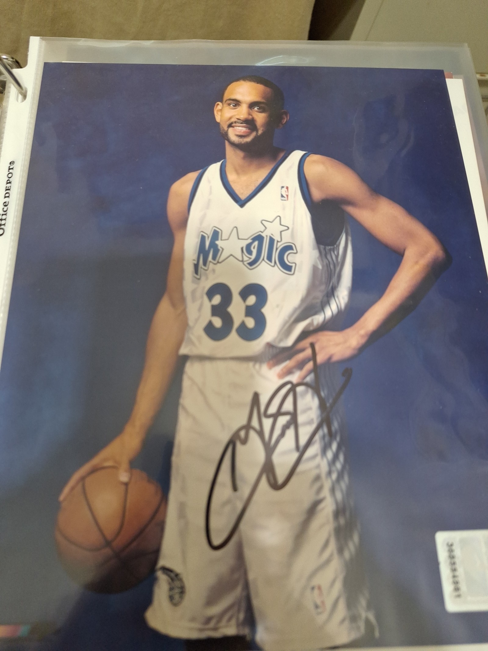 Grant hill autograph 8x10 picture
