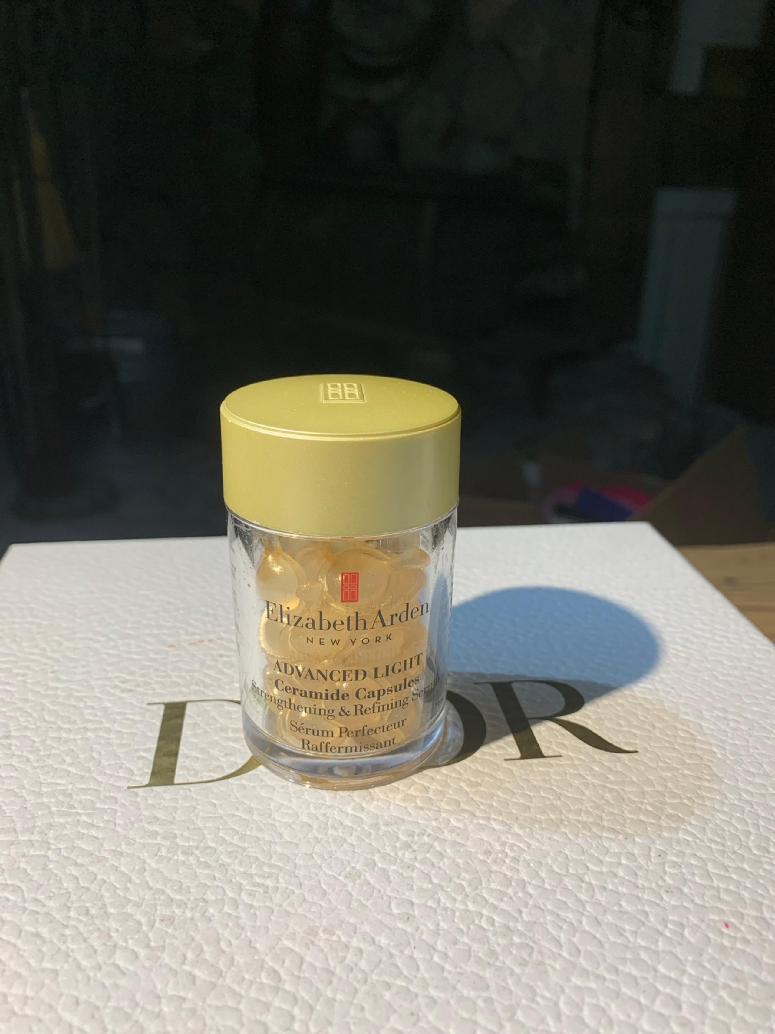 Elizabeth Arden advanced light ceramide capsules New