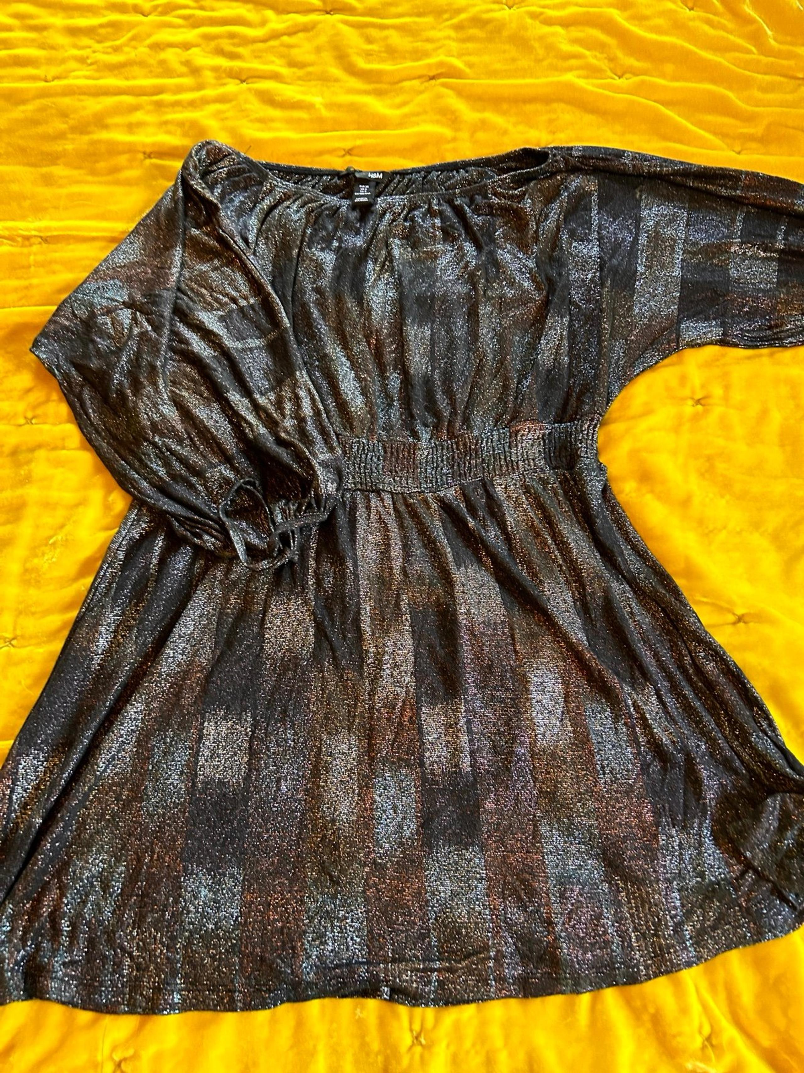 Vintage early 2000’s H&M glitter batwing dress