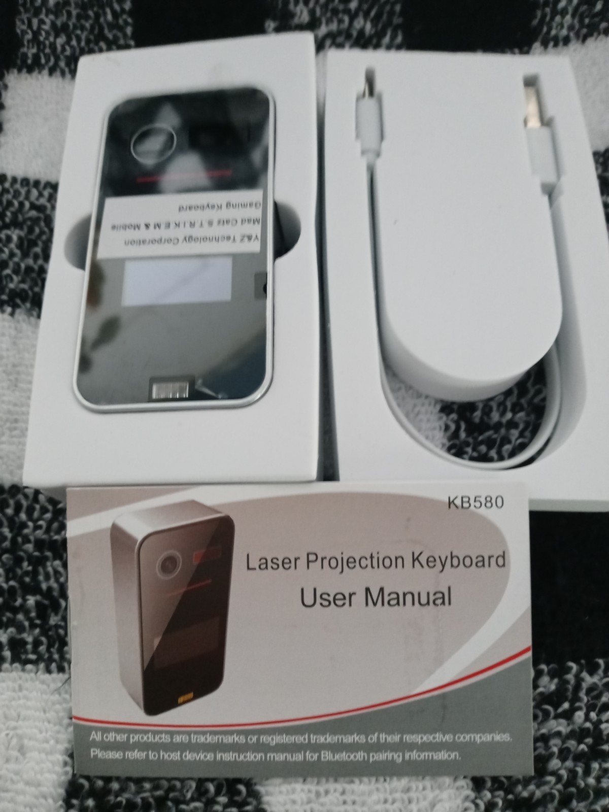 MINI PORTABLE PROJECTION KEYBOARD