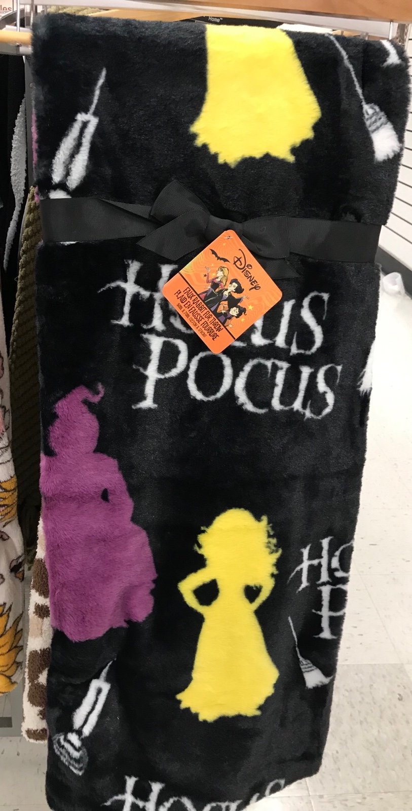 Disney Hocus Pocus faux rabbit fur throw blanket, NEW!