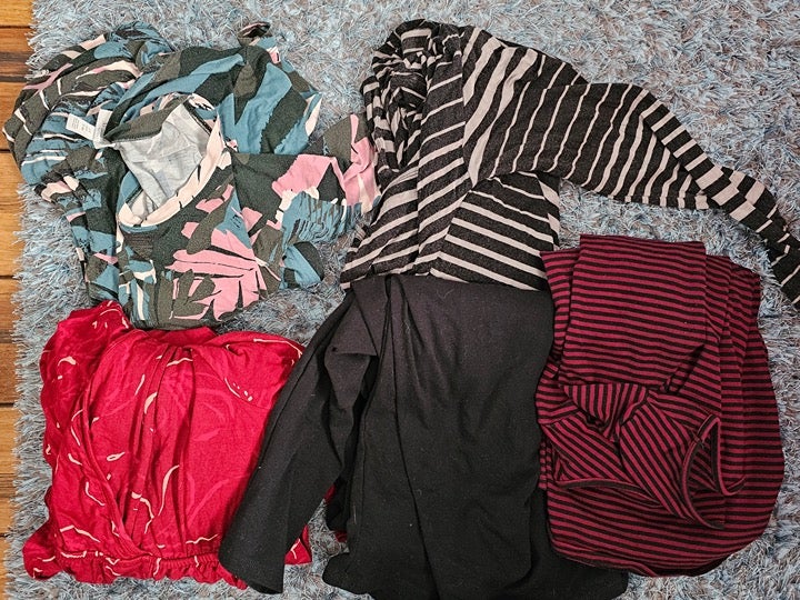Maternity long sleeve dress bundle - 5 dress size small