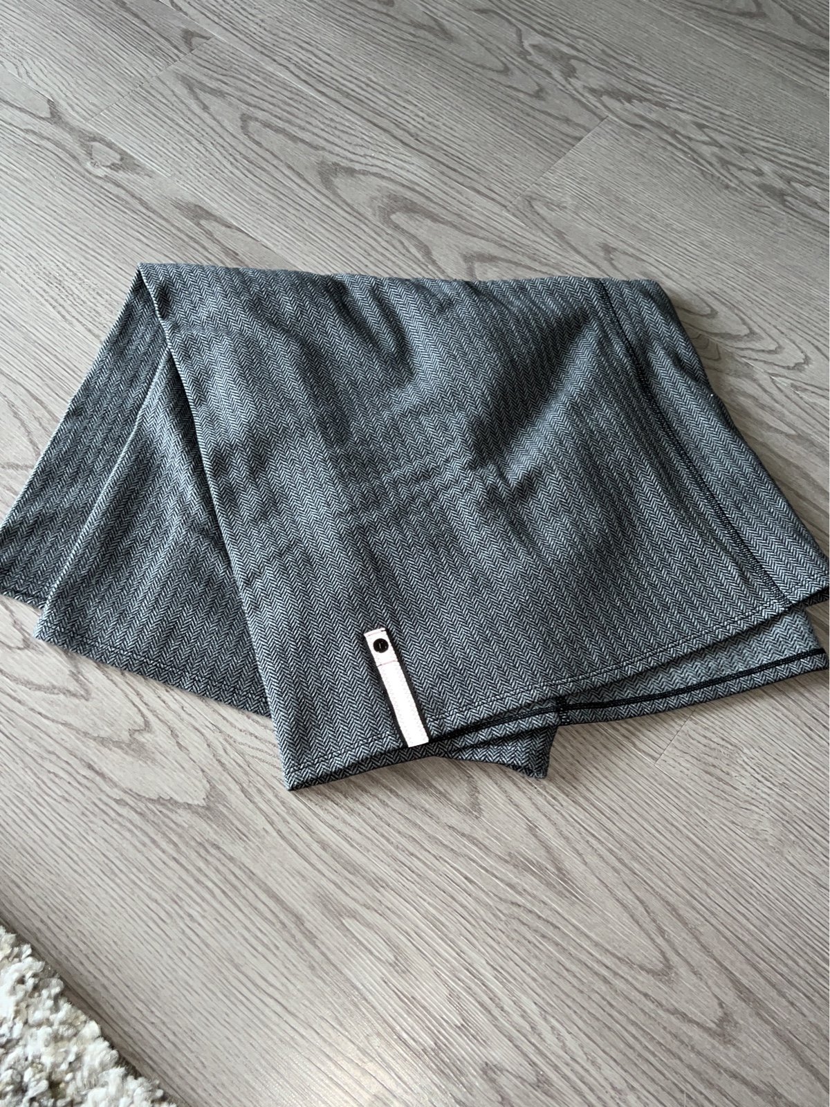 Womens Lululemon Scarf
