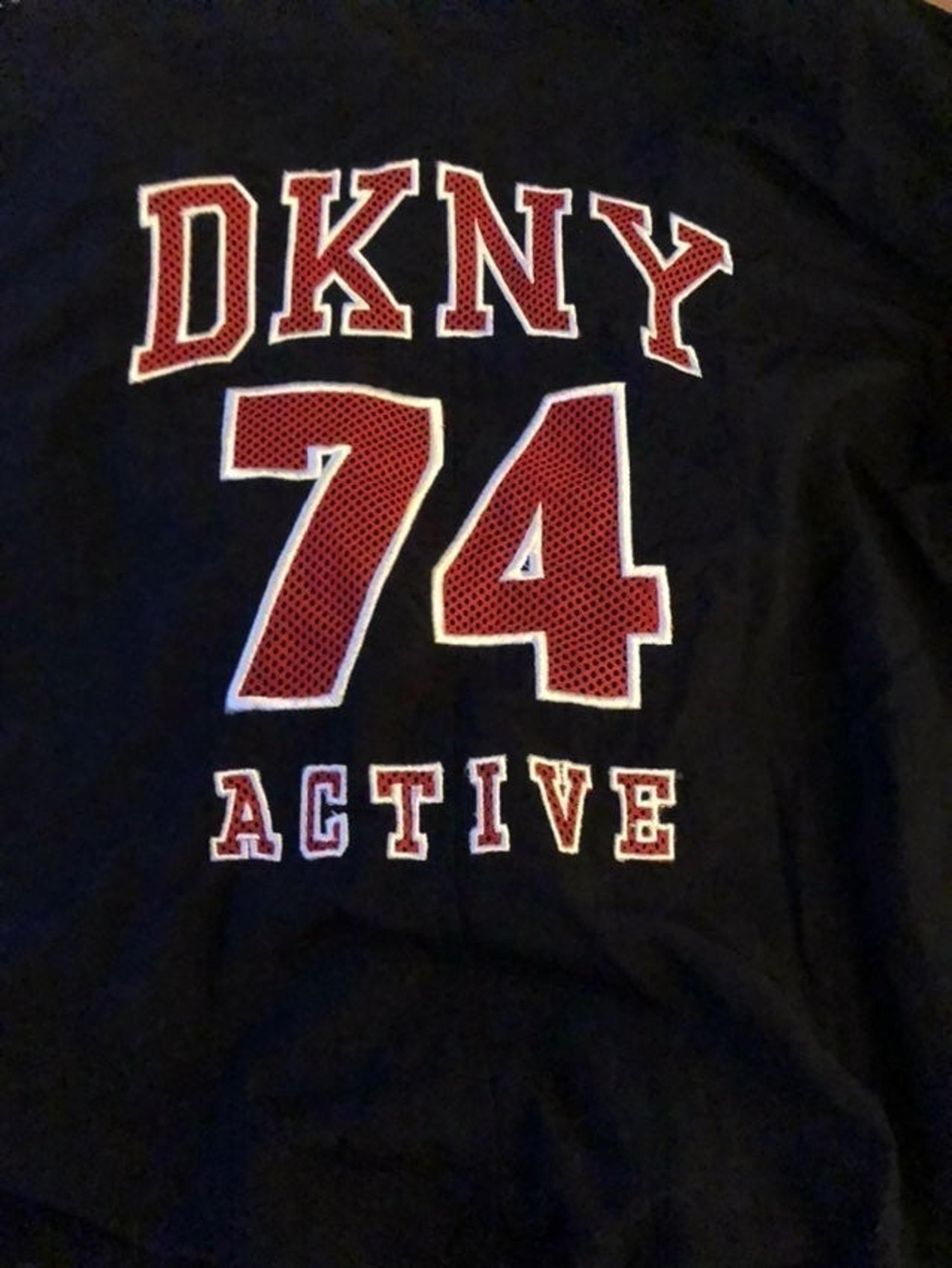 DKNY Active 74 Windreaker Hooded Jacket