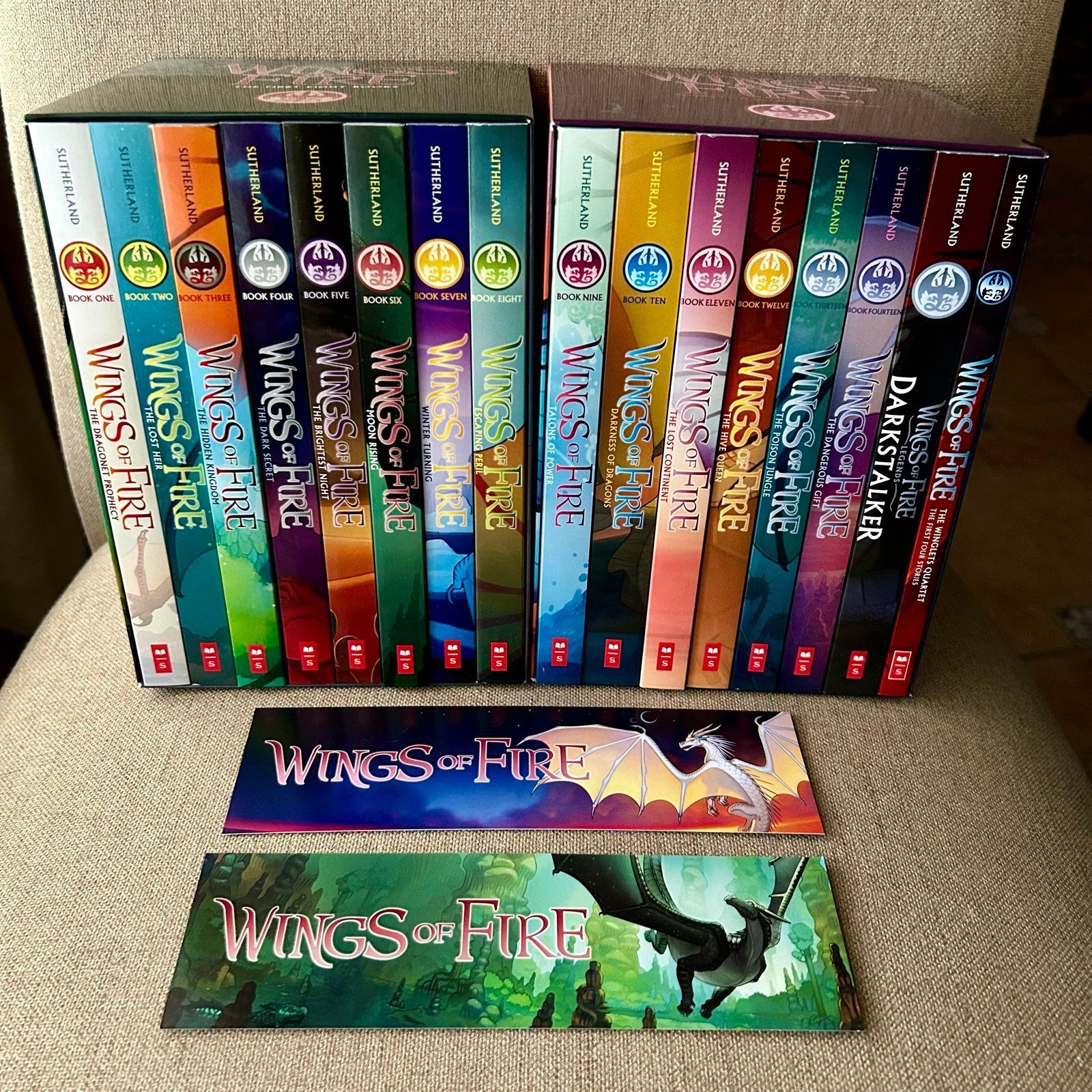 Wing of Fire Complete Box Set (Books 1-16 + 2 Bookmarks) by Tui T. Sutherland