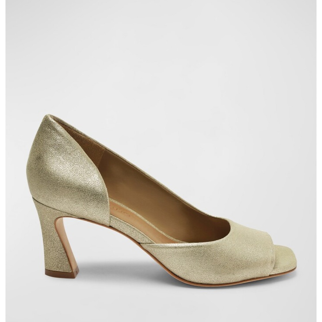 BERNARDO FOOTWEAR Nieve Pump Size 9 Gold Metallic Leather Half D'Orsay NWOB
