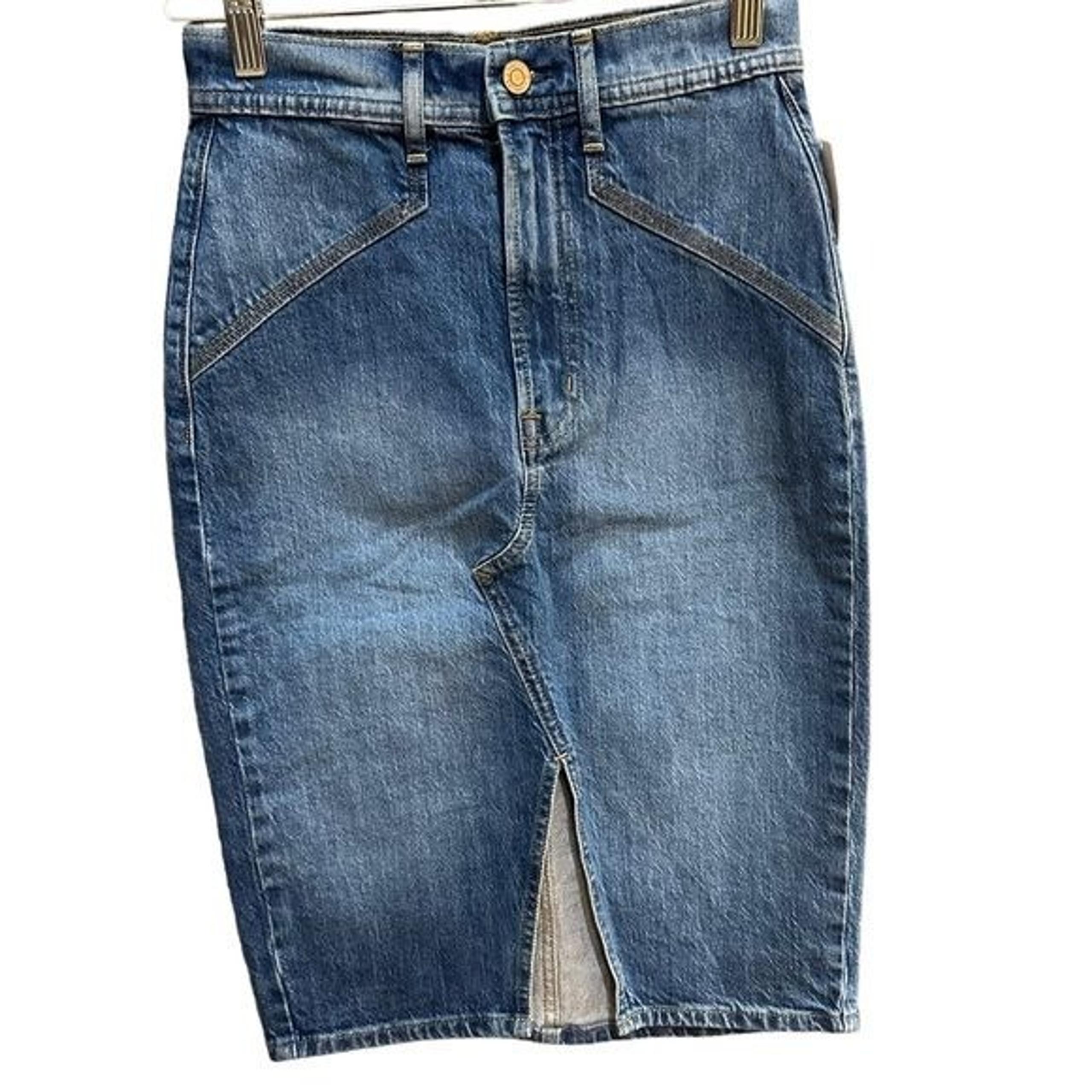 NWT Gap Denim Pencil Skirt in Medium Wash Coastal Cowgirl Womens Size 00