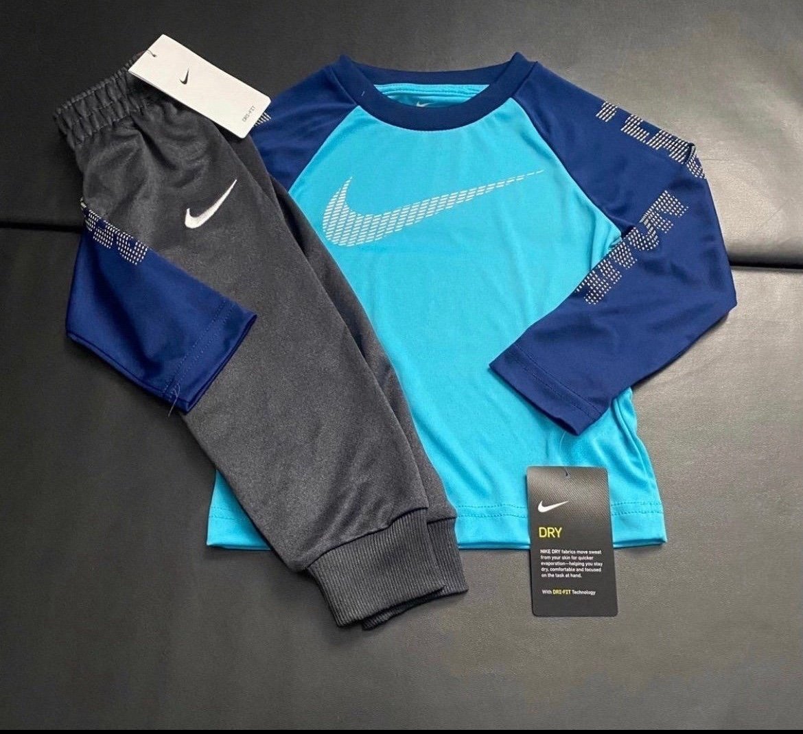 NWT Nike jogger & long sleeve tee set boys size 2T