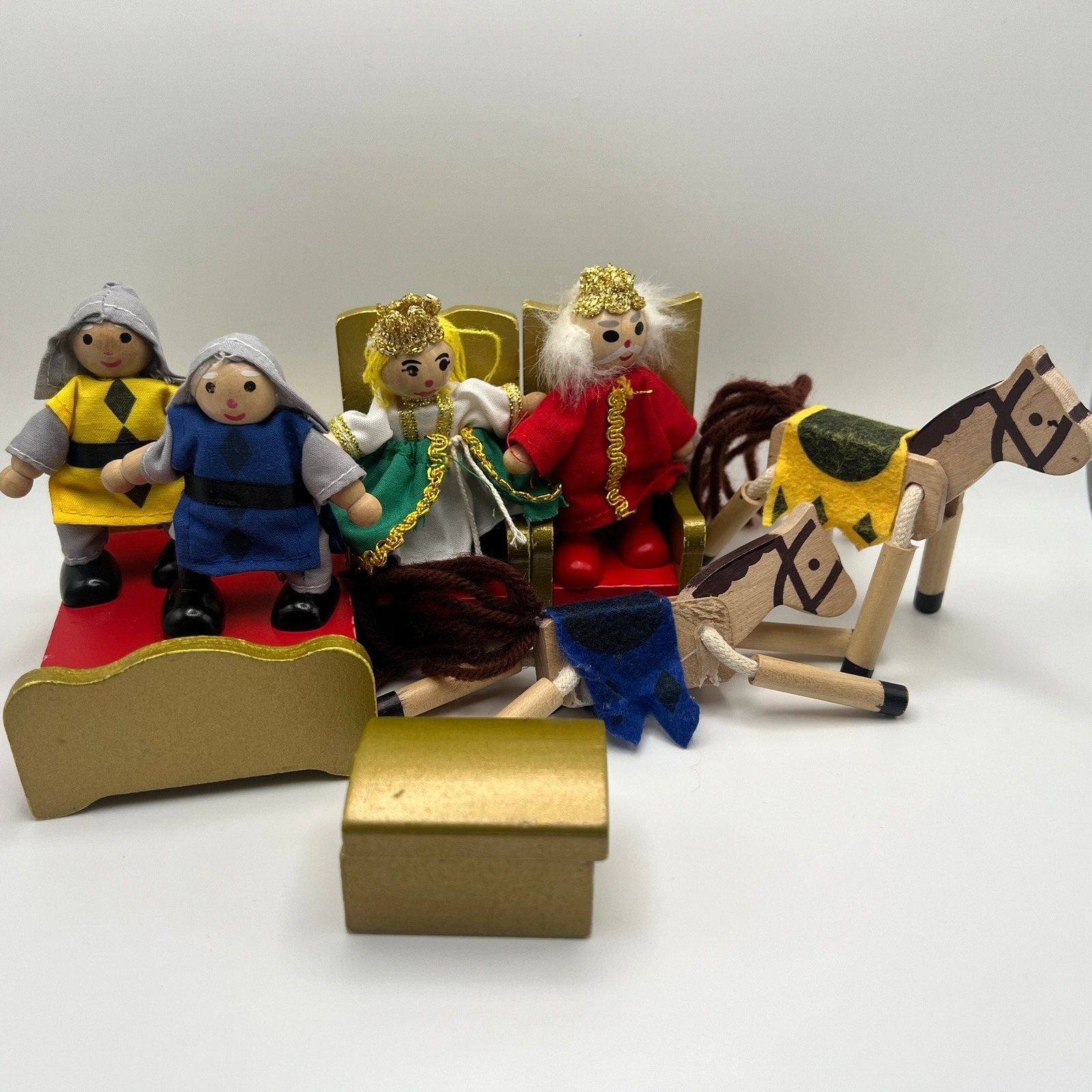 Melissa & Doug Castle Figures Set 10 Pc King Queen Knights Horses Furniture
