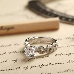 NEW! Leafy Silver Ring