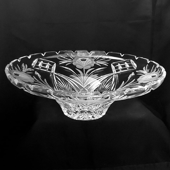 Vintage Crystal Saw Tooth Rim Bowl.