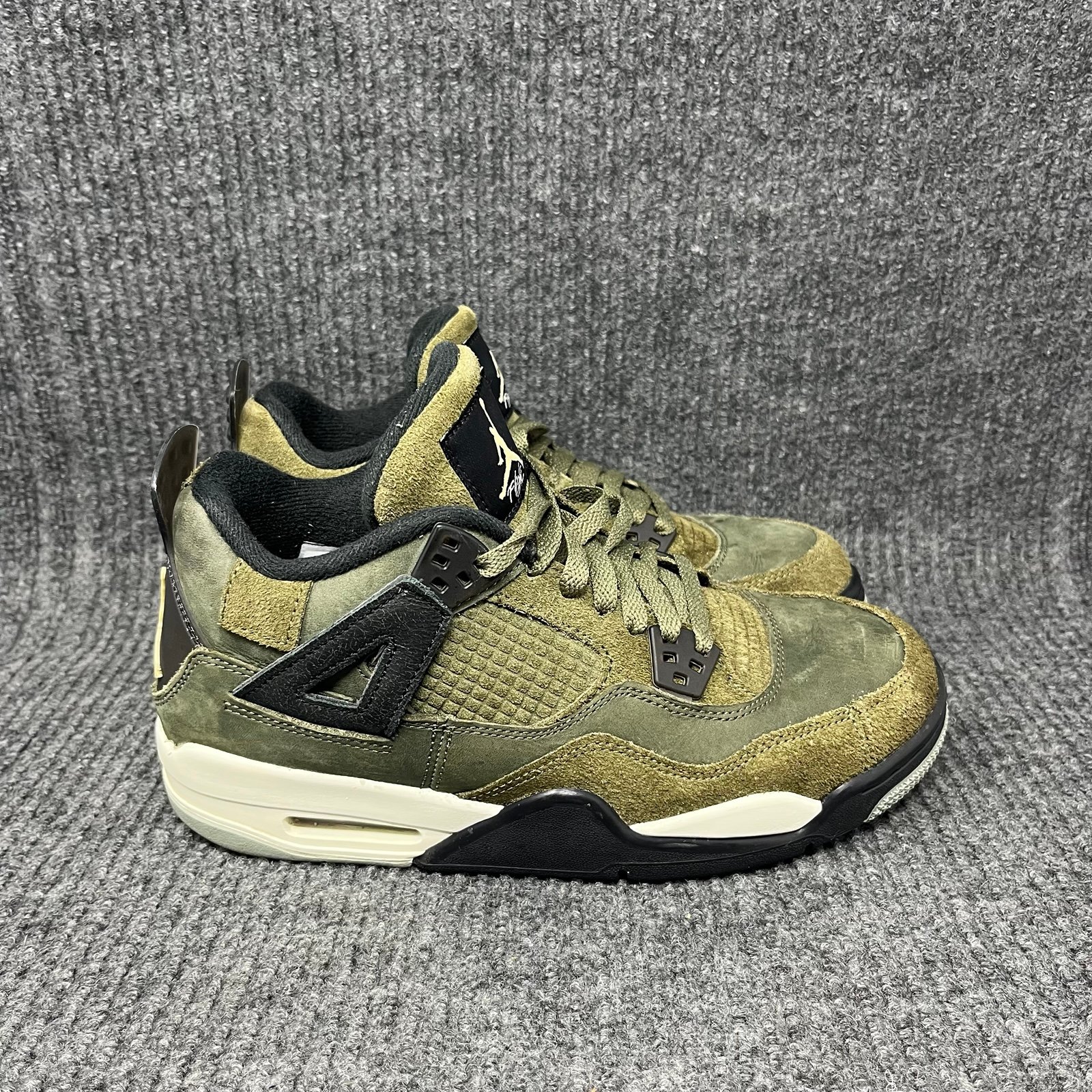 Nike Air Jordan 4 Retro SE Craft Medium Olive Green Women’s 8.5 (7Y) FB9928-200