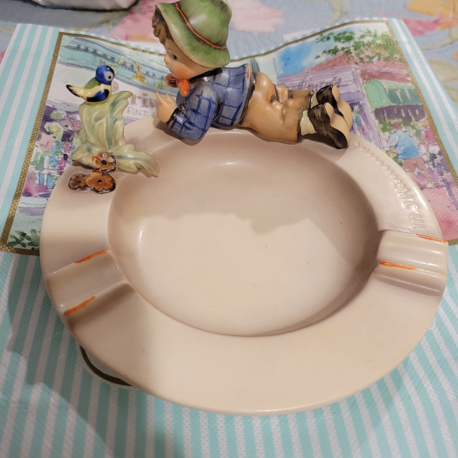 Boy with Bird Ashtray Hummel