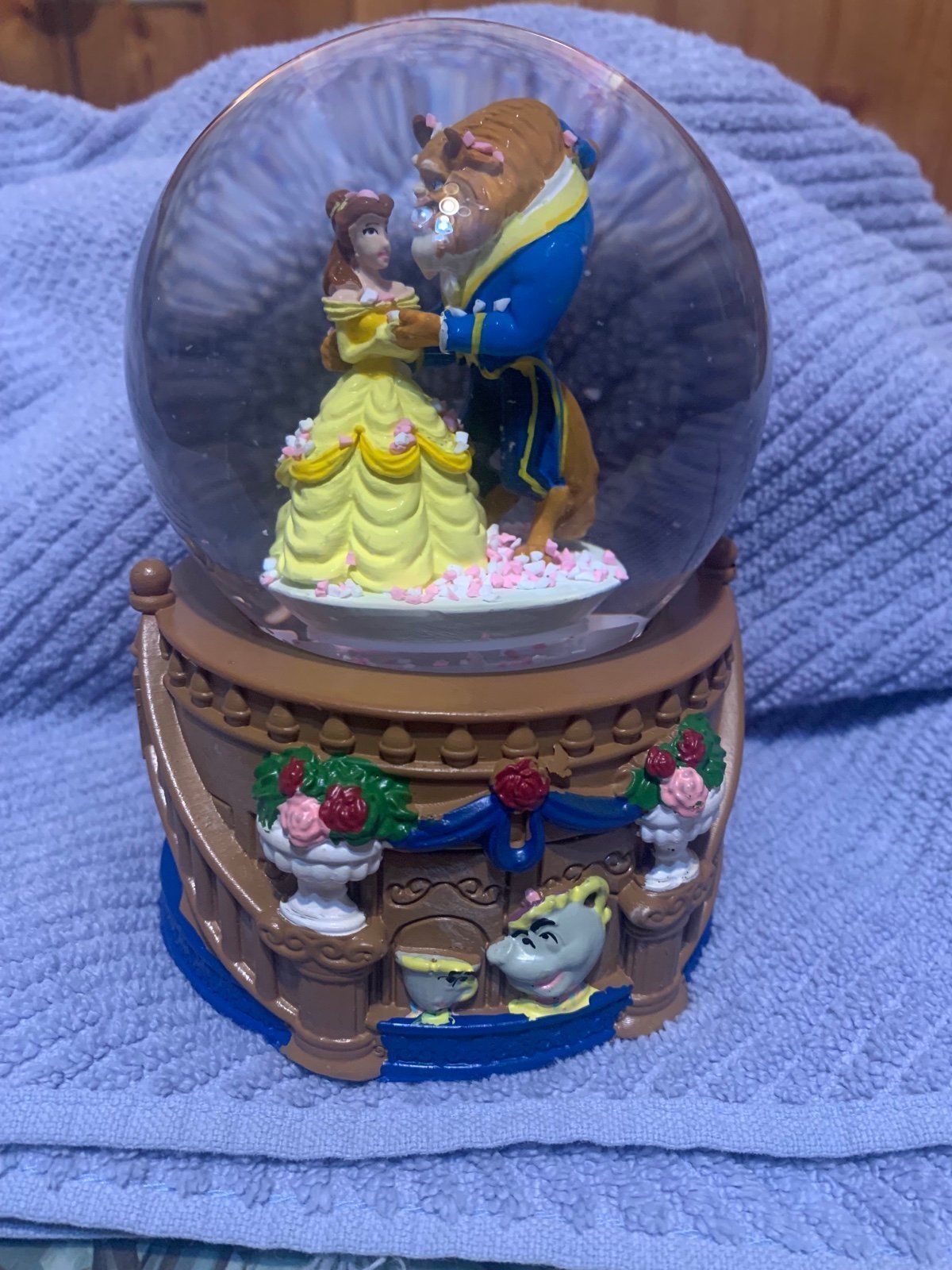 ❤️Disney beauty and the beast musical snow globe 2025 ♥️