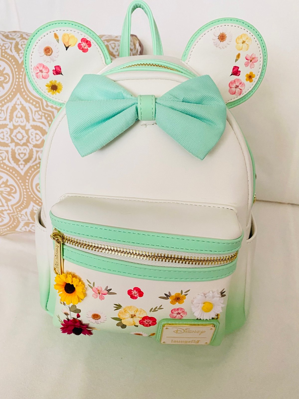 Loungefly Floral Spring Minnie