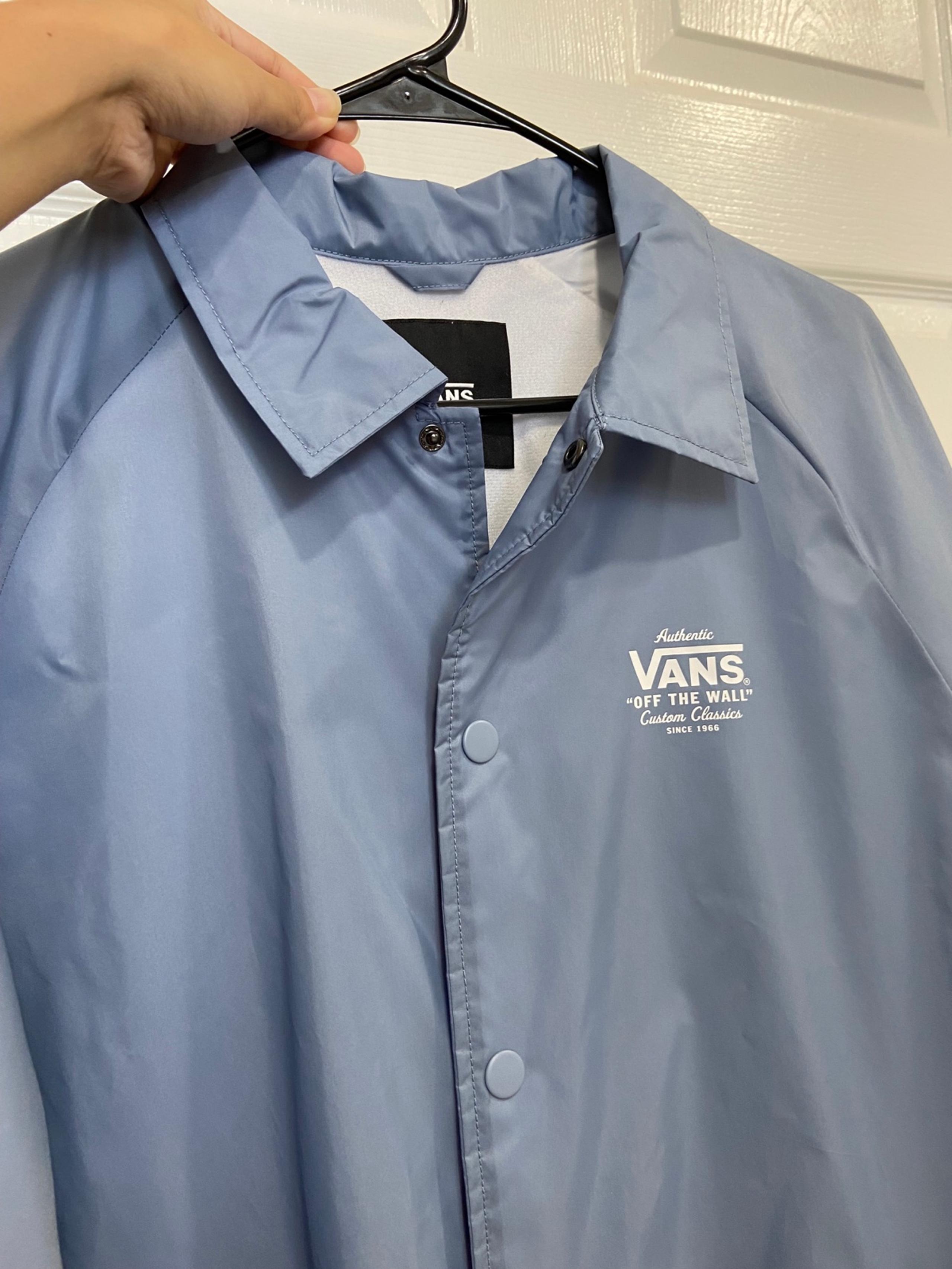 NEW Vans Men’s Size Large Windbreaker Torrey Coaches Zumies