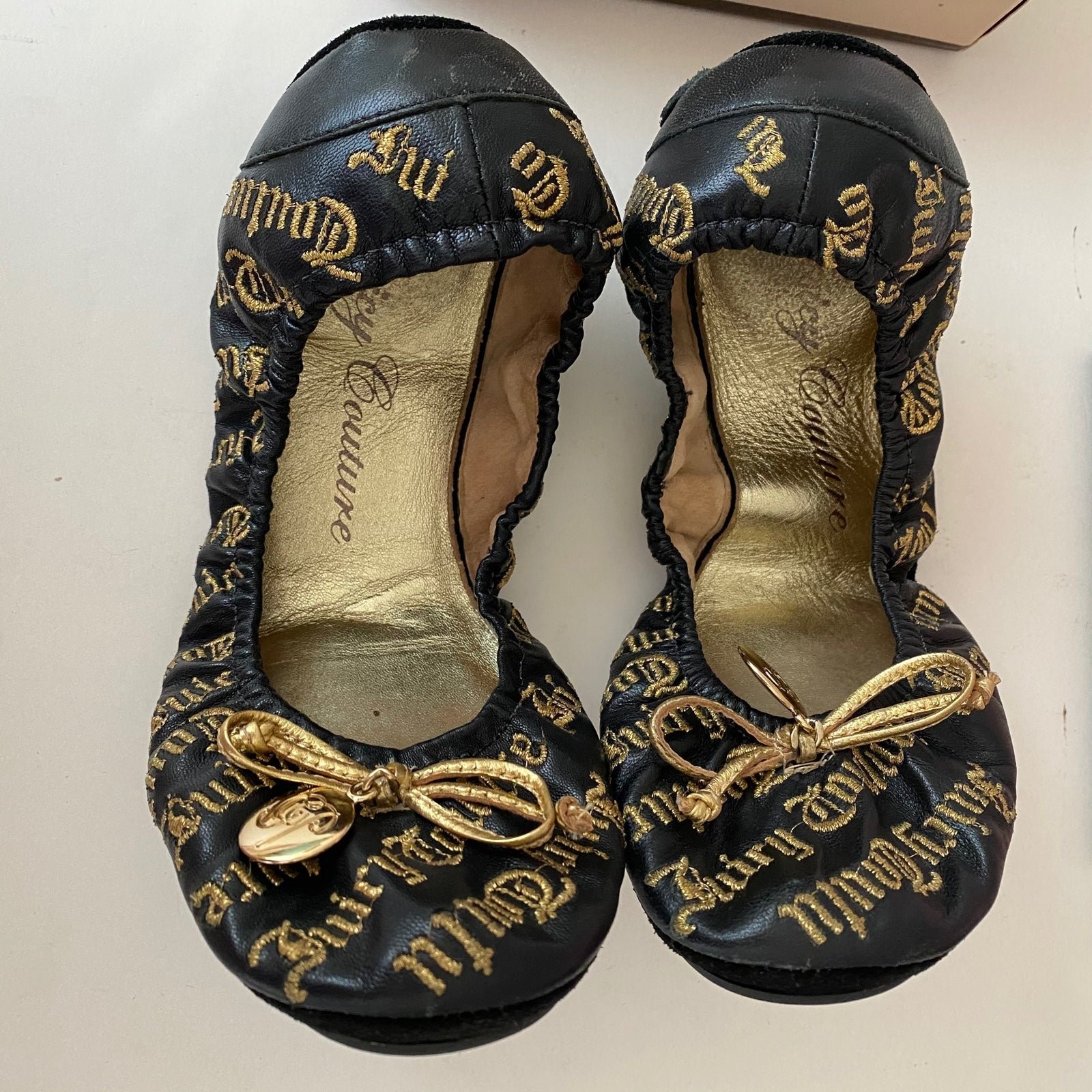 Vintage Juicy Couture Black Ballet Flats Size 9