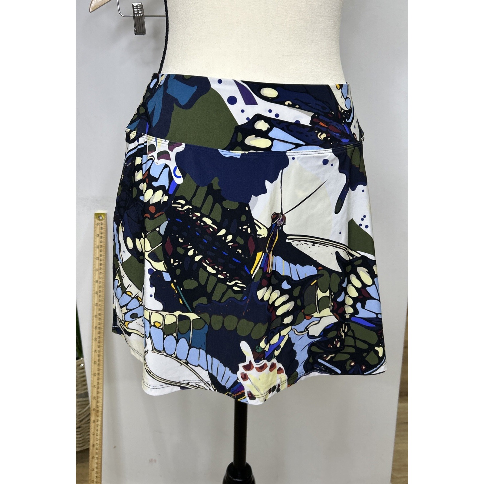 Foray Golf heather Multicolor Butterfly skort with gripper shorts lining Size M