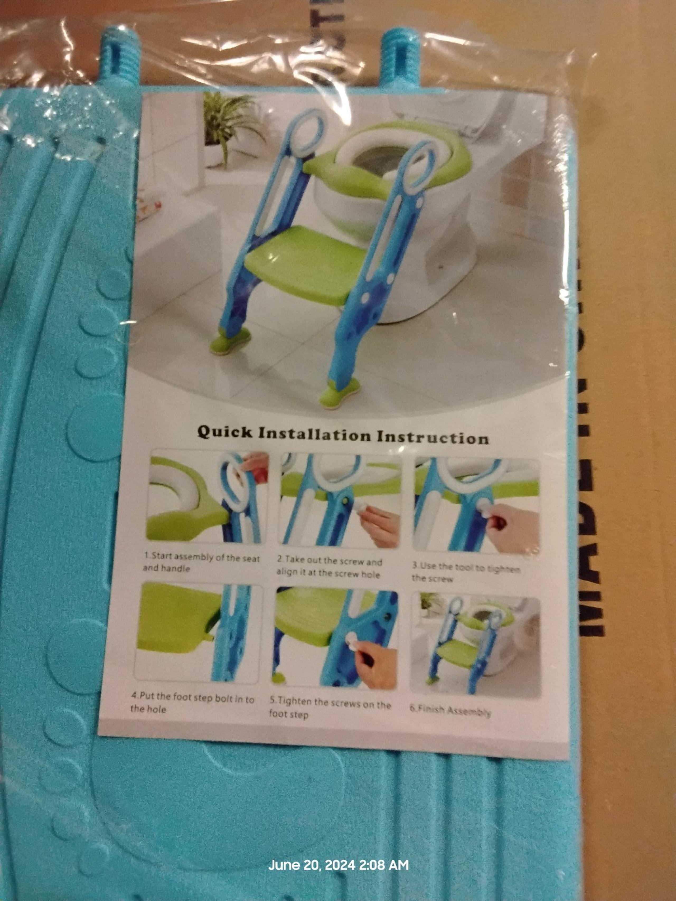 Portable Training potty with seat and ladder, Kids bathroom training seat NEW