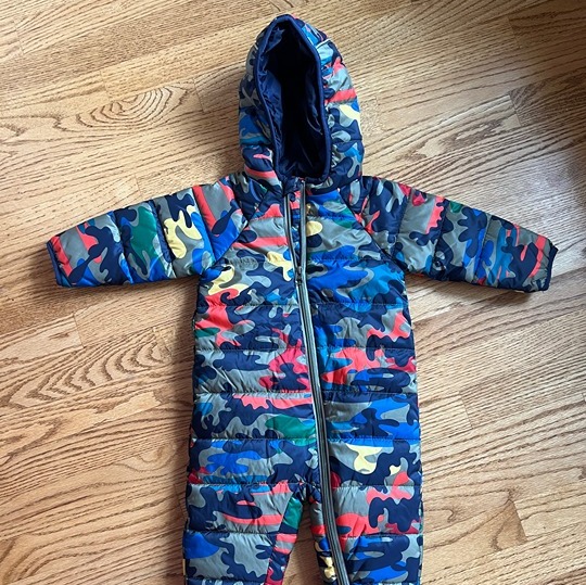 Hanna Andersson Insulated Snowsuit 6-12M in Multi Camo/Navy